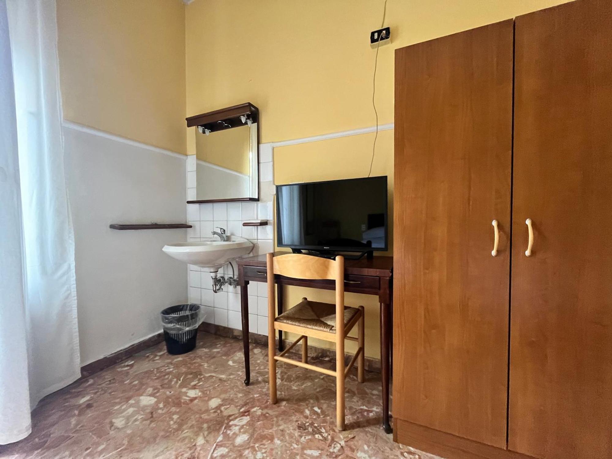 Hotel Parini Cesano Boscone Eksteriør billede